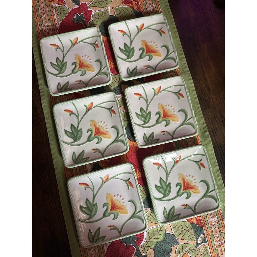 Fitz and Floyd Geranium Rabbit Appetizer Plate Set (6 Piece)